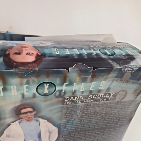 Lot X-FILES Sideshow Toy 12" Action Figure GILLIAN ANDERSON as DANA SCULLY + - Picture 7 of 14